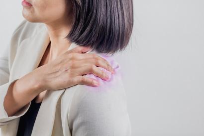 Nguyên nhân triệu chứng và cách chữa đau khớp vai khỏi lâu dài